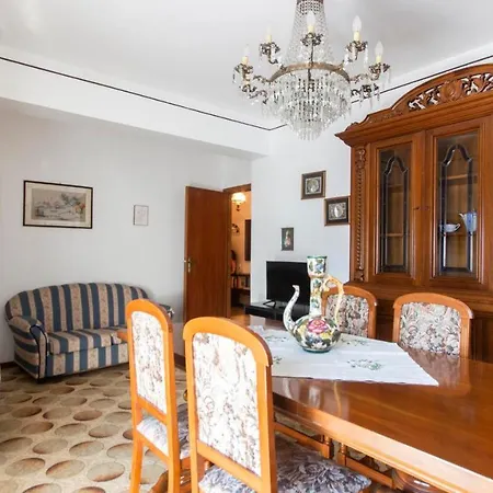 Tra Mare E Montagna *