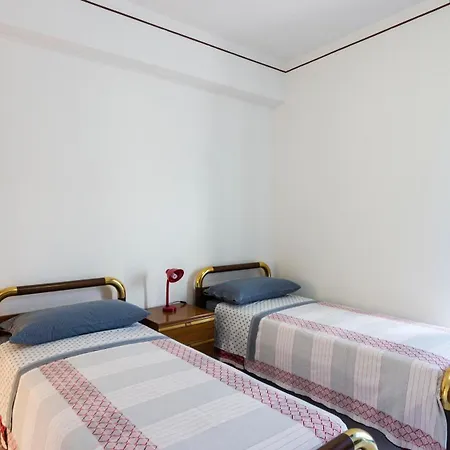 Tra Mare E Montagna Gaggi